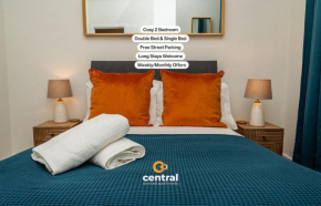 Central Serviced Apartments - 2 Bedrooms - Modern - Unique Touches - Free Street Parking - Fully Equipped - Close to City Centre - Short & Long Term Stays Available